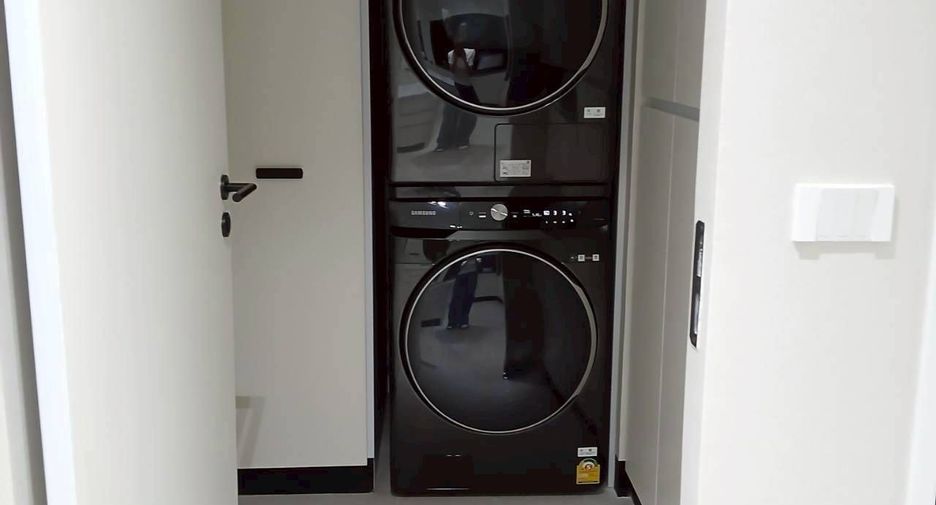 For rent 2 bedrooms condo in Bang Na, Bangkok