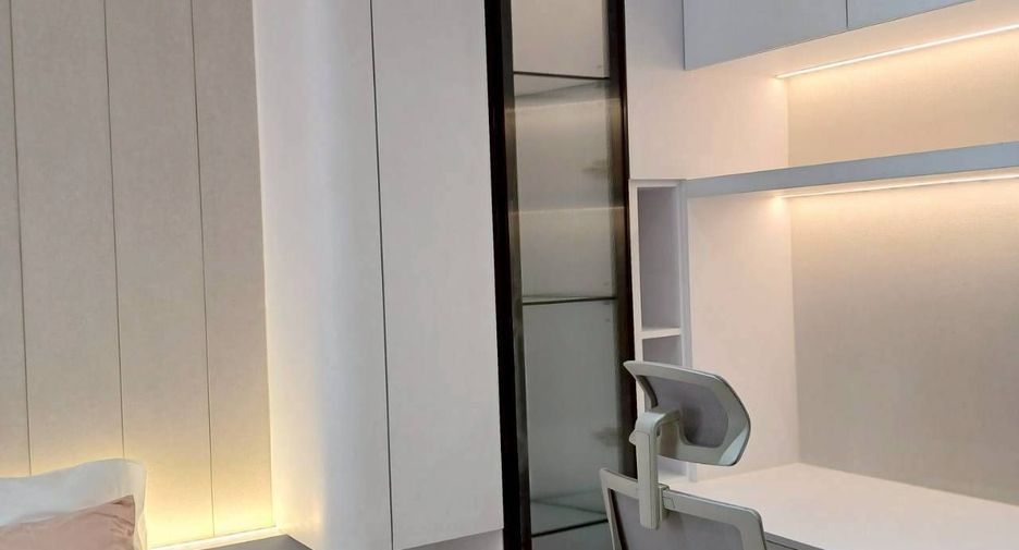 For rent 2 bedrooms condo in Bang Na, Bangkok