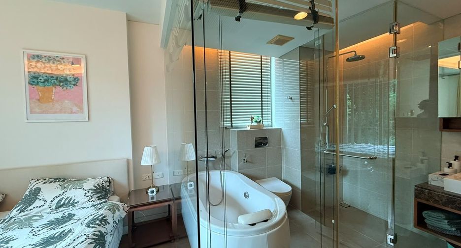 For sale and for rent 2 bedrooms condo in Watthana, Bangkok