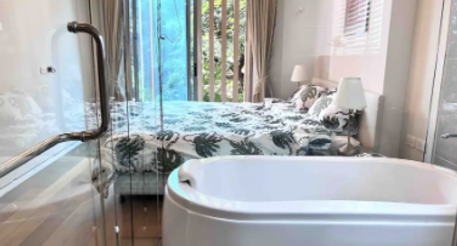 For sale and for rent 2 bedrooms condo in Watthana, Bangkok