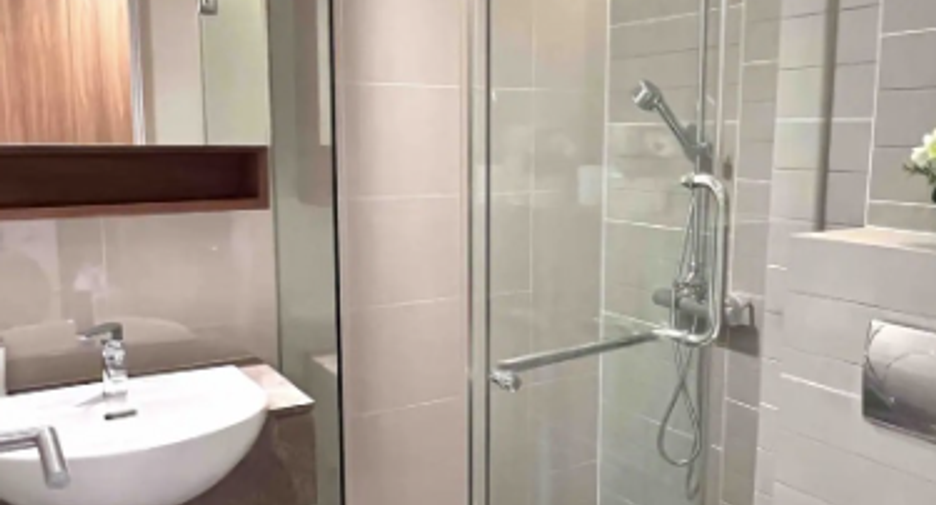 For sale and for rent 2 bedrooms condo in Watthana, Bangkok