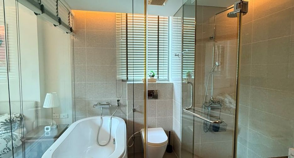 For sale and for rent 2 bedrooms condo in Watthana, Bangkok