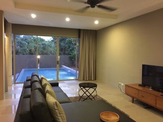Villa en alquiler de 4 habitaciones en Mueang Phuket, Phuket