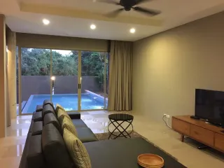 Villa zur Miete mit 4 Zimmer in Mueang Phuket, Phuket