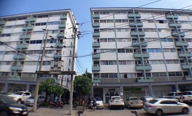 For sale 1 bed condo in Bang Kapi, Bangkok