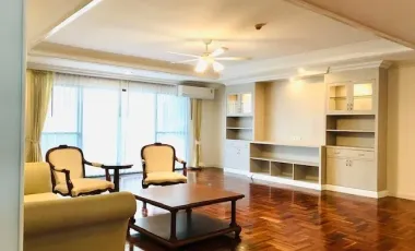 For rent 4 bedrooms condo in Khlong Toei, Bangkok