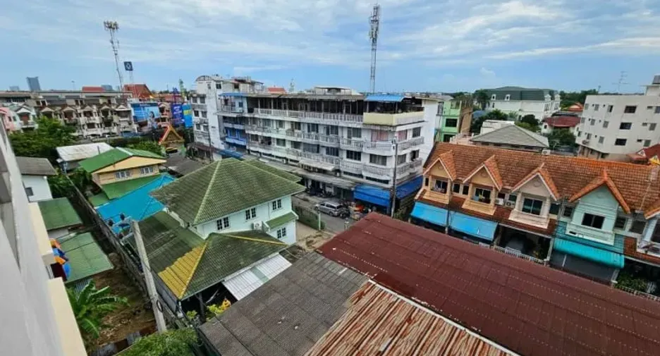 Wohnung zum Kauf mit 1 Zimmer in Phasi Charoen, Bangkok