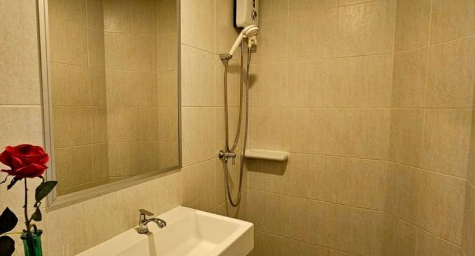 Wohnung zum Kauf mit 1 Zimmer in Phasi Charoen, Bangkok
