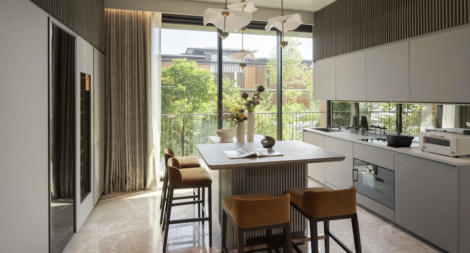 For sale 5 bedrooms condo in Bang Phli, Samut Prakan