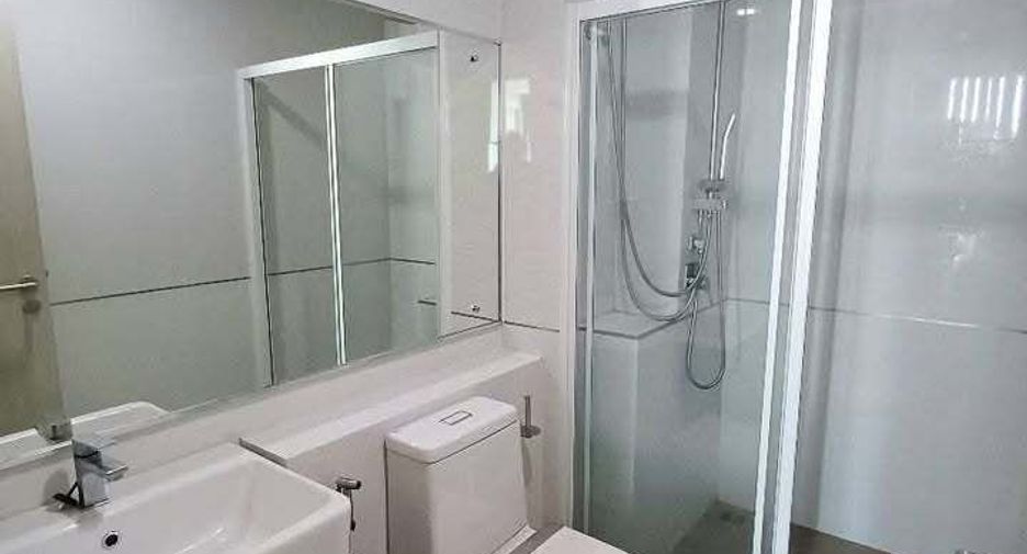 For rent 1 bed condo in Mueang Samut Prakan, Samut Prakan