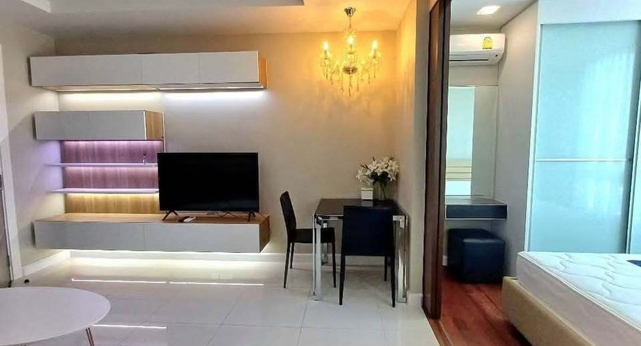 For rent 1 bed condo in Mueang Samut Prakan, Samut Prakan