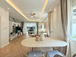 Haus zur Miete mit 3 Zimmer in Chatuchak, Bangkok