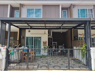 For sale 3 bedrooms townhouse in Min Buri, Bangkok