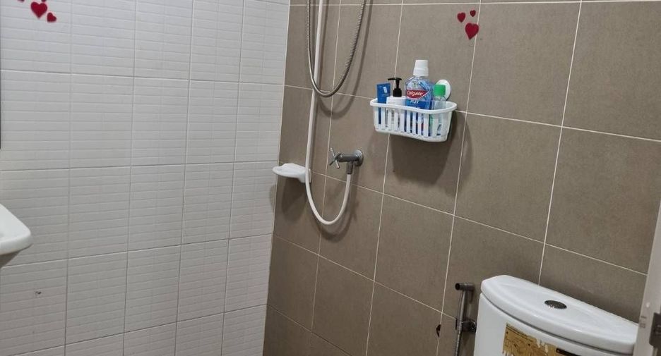 For sale 3 bedrooms townhouse in Min Buri, Bangkok