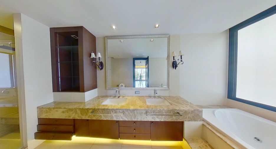Wohnung zur Miete mit 5 Zimmer in Watthana, Bangkok
