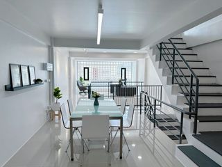 Reihenhaus zum Kauf mit 4 Zimmer in Thung Khru, Bangkok
