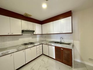 For rent 4 ベッドルーム condo in Watthana, Bangkok