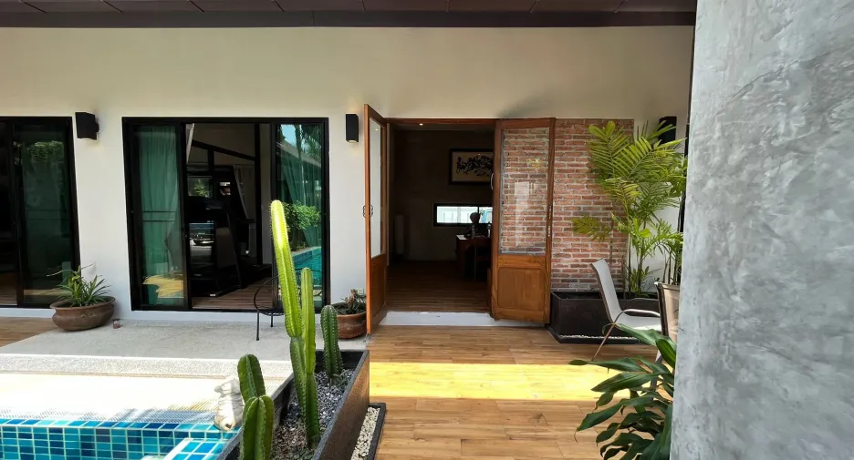 For rent 4 bedrooms villa in Thalang, Phuket