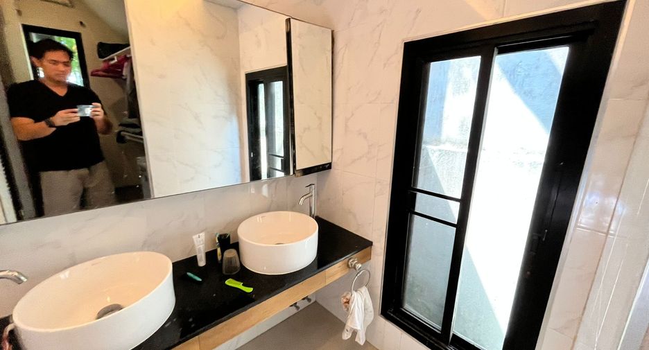 For rent 4 bedrooms villa in Thalang, Phuket