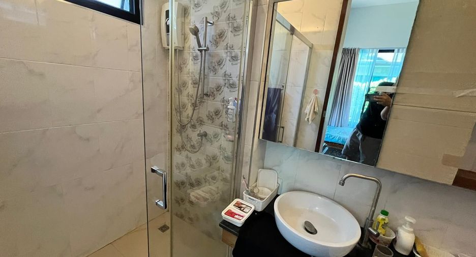 For rent 4 bedrooms villa in Thalang, Phuket