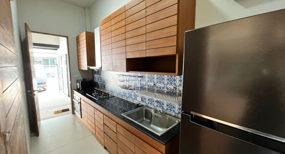 For rent 4 bedrooms villa in Thalang, Phuket