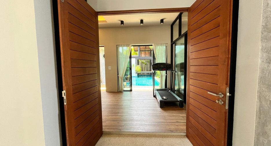 For rent 4 bedrooms villa in Thalang, Phuket