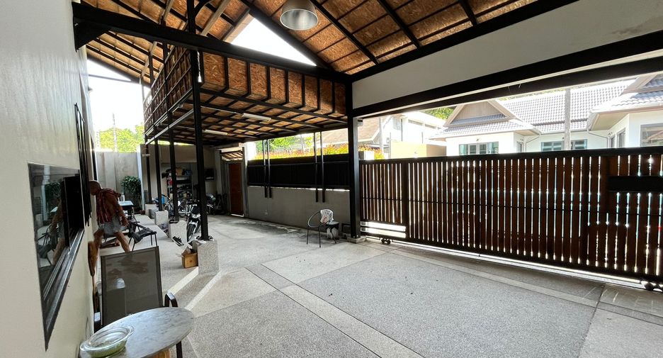 For rent 4 bedrooms villa in Thalang, Phuket