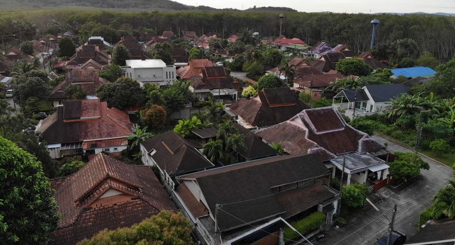 For rent 4 bedrooms villa in Thalang, Phuket