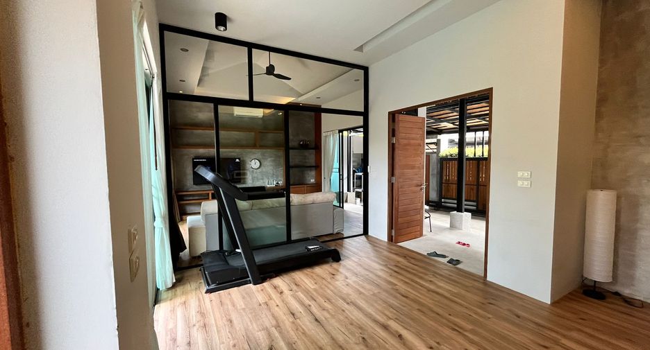 For rent 4 bedrooms villa in Thalang, Phuket