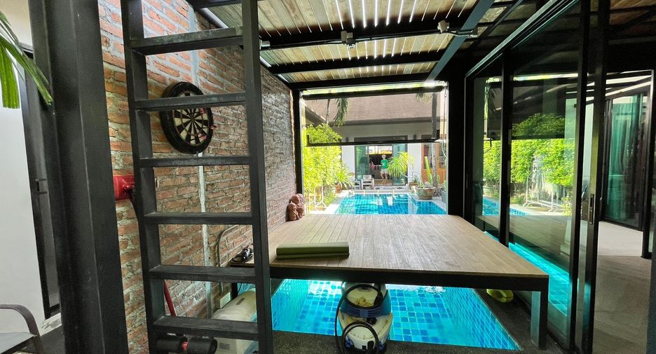 For rent 4 bedrooms villa in Thalang, Phuket