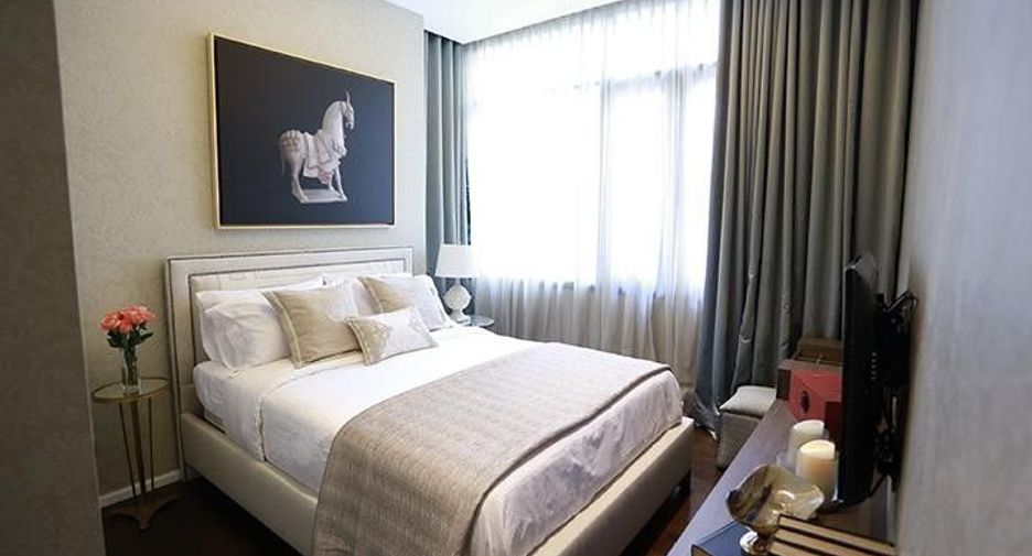 For sale 2 ベッドルーム condo in Khlong Toei, Bangkok