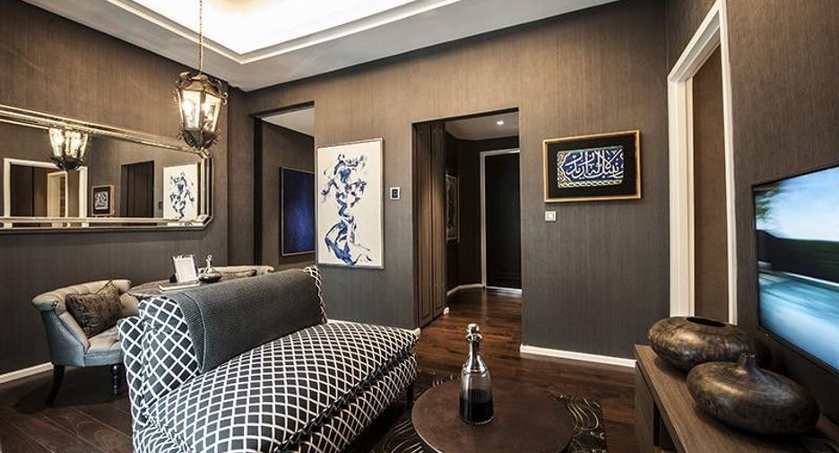 For sale 2 ベッドルーム condo in Khlong Toei, Bangkok