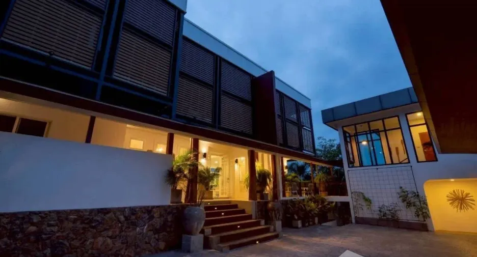For rent 7 bedrooms villa in Mae Rim, Chiang Mai