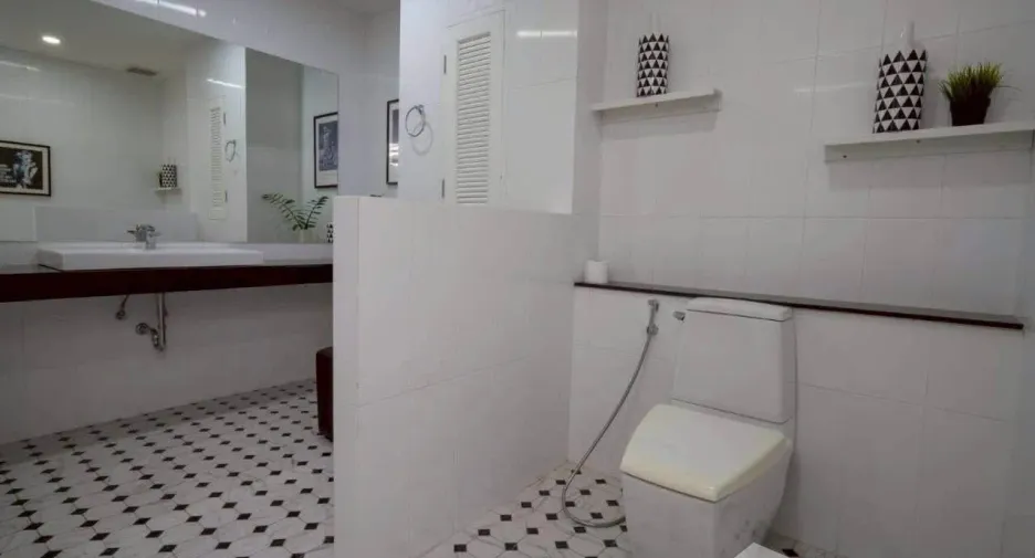 For rent 7 bedrooms villa in Mae Rim, Chiang Mai