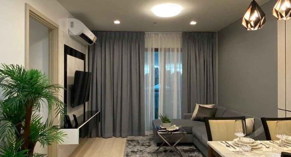 For rent 2 bedrooms condo in Pathum Wan, Bangkok