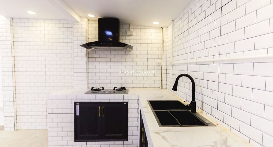 For sale 2 bedrooms townhouse in Bueng Kum, Bangkok