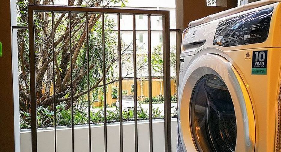 For rent 1 bed condo in Phra Khanong, Bangkok