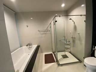 Продажа 1 кровать кондо в Патхум Щан, Бангкок
