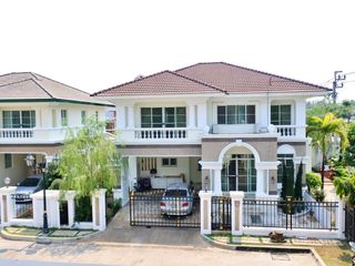 For rent 3 bedrooms house in Prawet, Bangkok