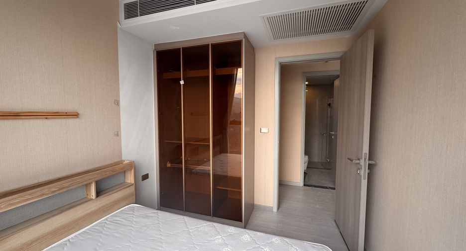 Wohnung zur Miete mit 2 Zimmer in Huai Khwang, Bangkok
