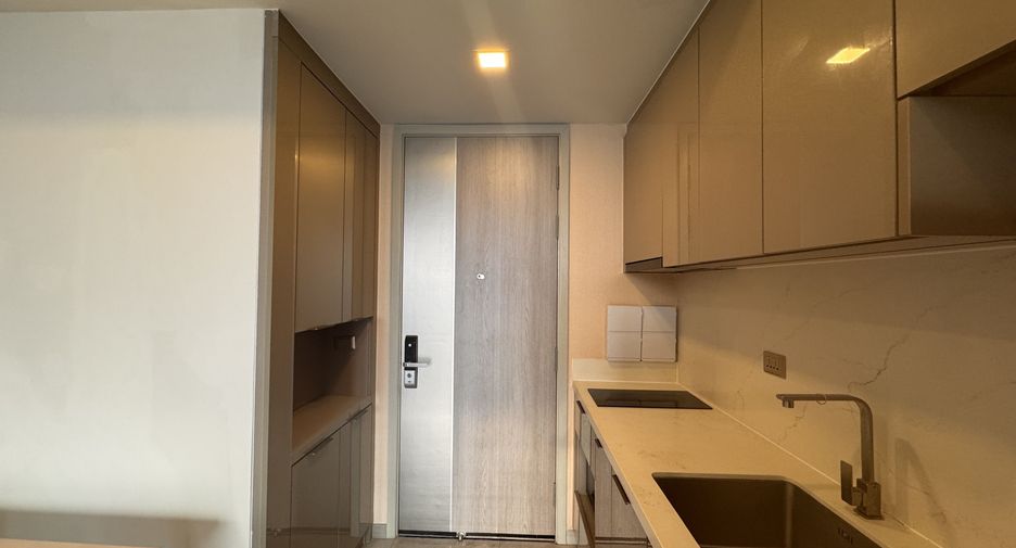 Wohnung zur Miete mit 2 Zimmer in Huai Khwang, Bangkok