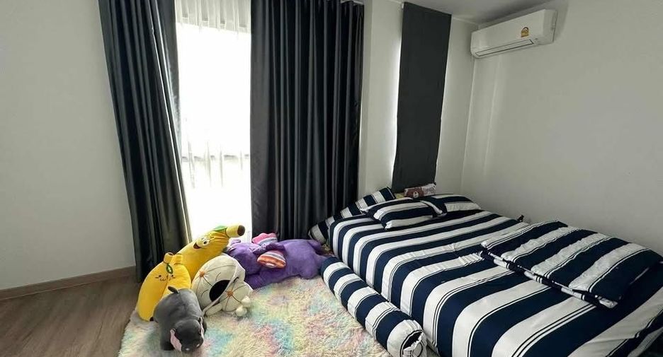 For sale 3 bedrooms townhouse in Khlong Sam Wa, Bangkok