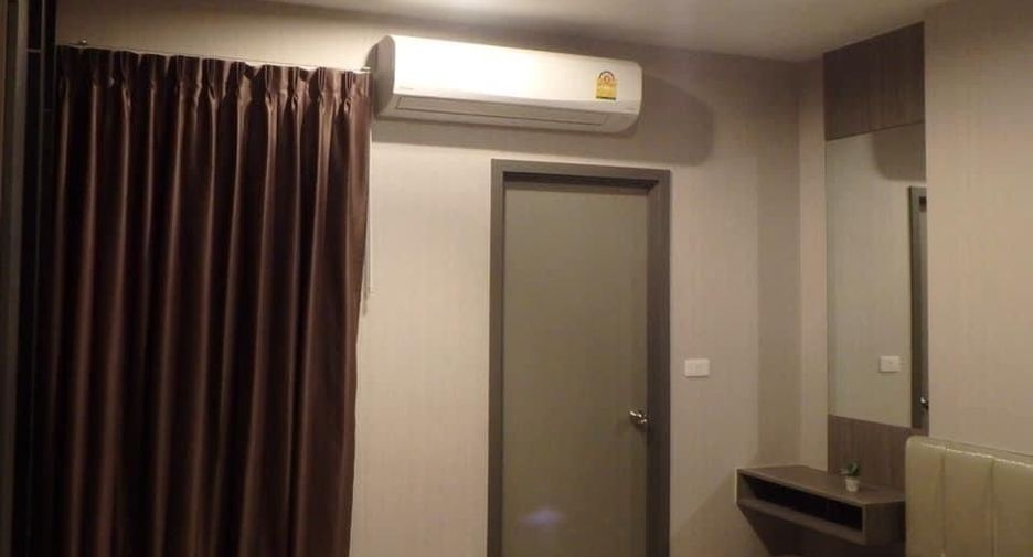 For sale 4 bedrooms house in Thawi Watthana, Bangkok