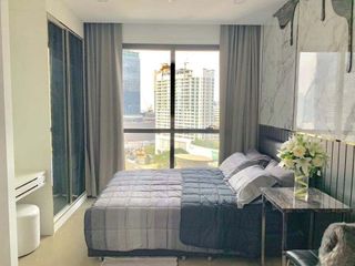 Wohnung zur Miete mit Studio in Bang Rak, Bangkok