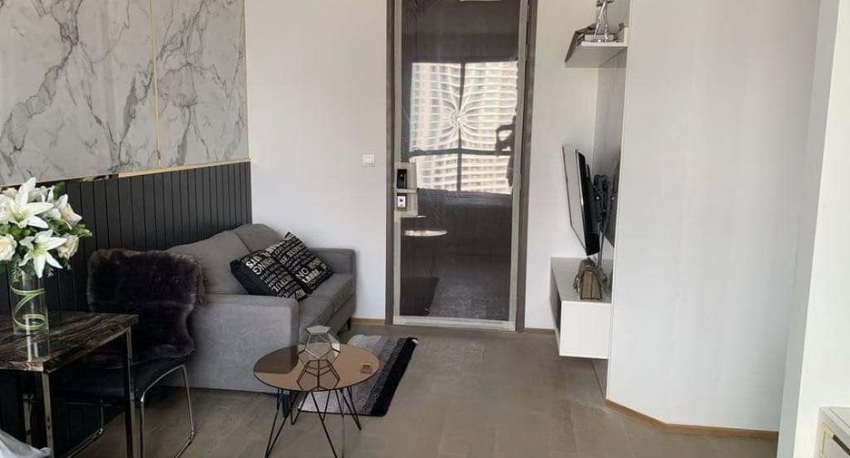 For rent studio condo in Bang Rak, Bangkok