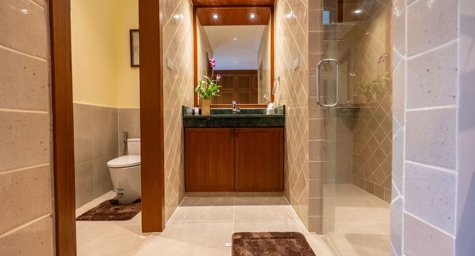 For rent 6 bedrooms villa in Thalang, Phuket