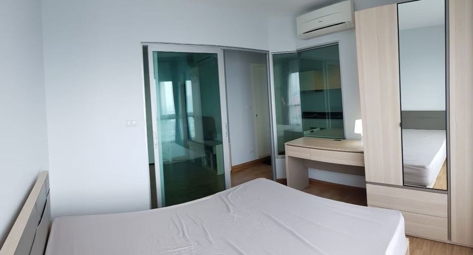 For rent studio condo in Khlong Toei, Bangkok