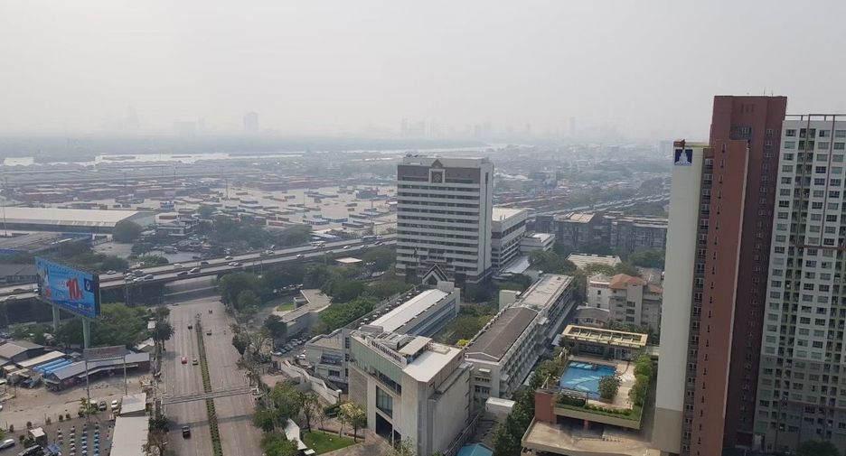 For rent studio condo in Khlong Toei, Bangkok