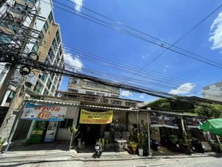 出售 土地 在 Huai Khwang, 曼谷