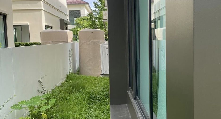 出售 3 卧室 独立屋 在 Bang Phli, Samut Prakan